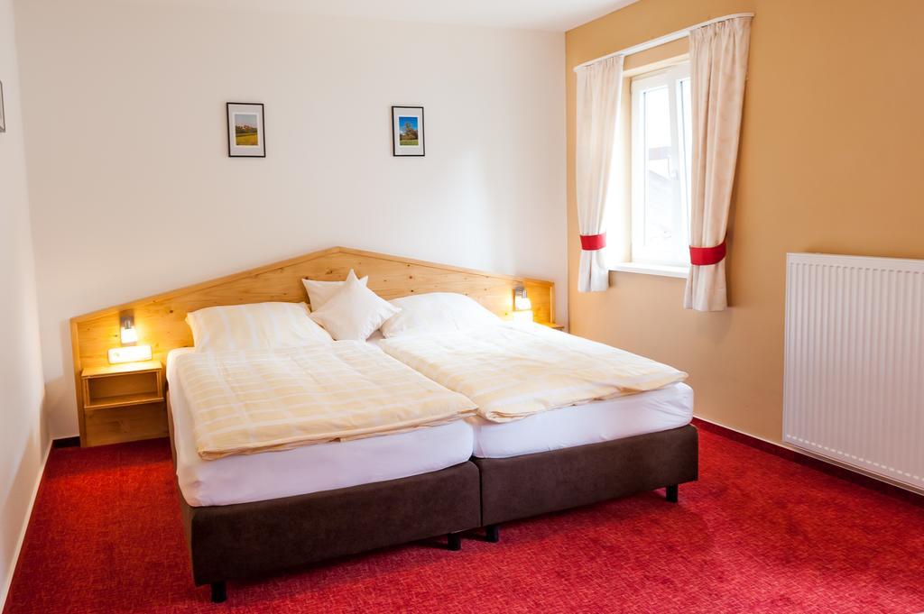 Hotel & Restaurant - Gasthaus Brandner Trendelburg Chambre photo